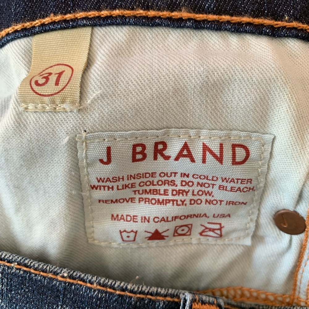 EUC J Brand Mid-Rise Flare Leg Blue Jeans Size 31 - Picture 6 of 8